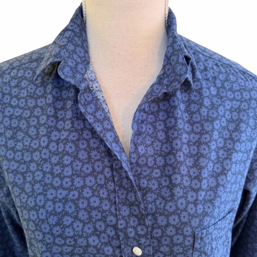 Grayson "Hero" Blue Floral Patterned Button-Up Shirt O2 - Picture 3 of 13